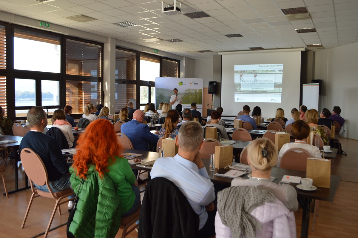 You are currently viewing Forum Zdrowego Biznesu 2025 – dlaczego warto wziąć w nim udział?