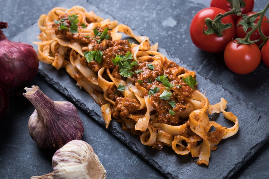 Przepis na tagliatelle al ragù bolognese
