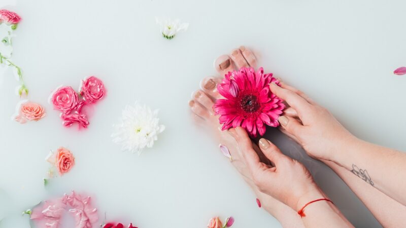 Porady podologa: Stylizacje hybrydowe, moda i zmora XXI wieku