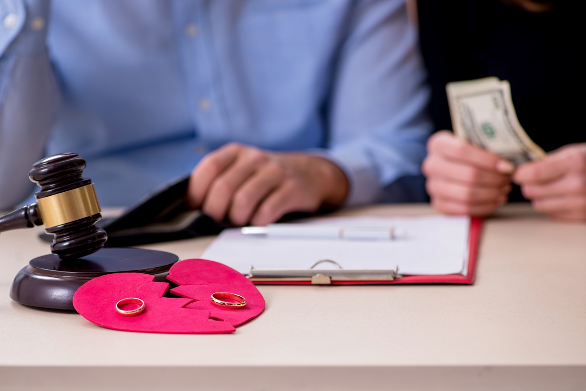 You are currently viewing Psychologia zdrady: jak detektyw analizuje motywacje i zachowania?