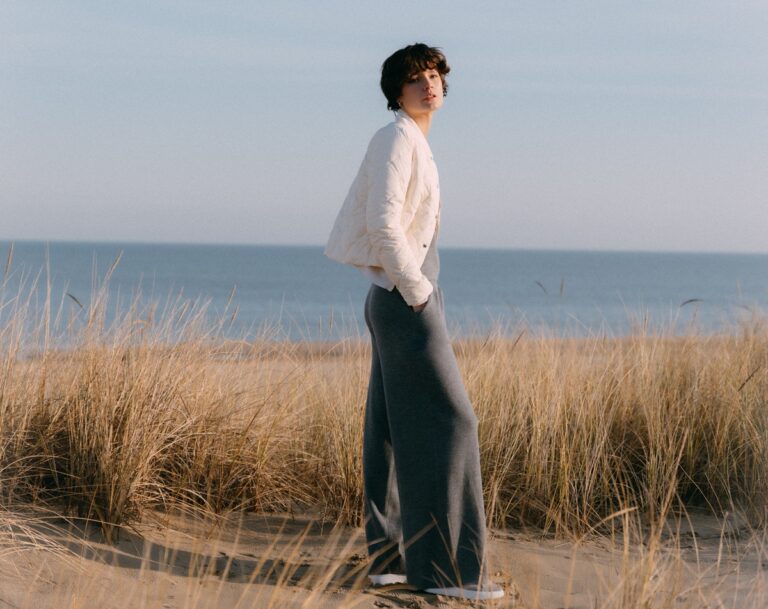 Read more about the article Casualowy niezbędnik stylowej kobiety