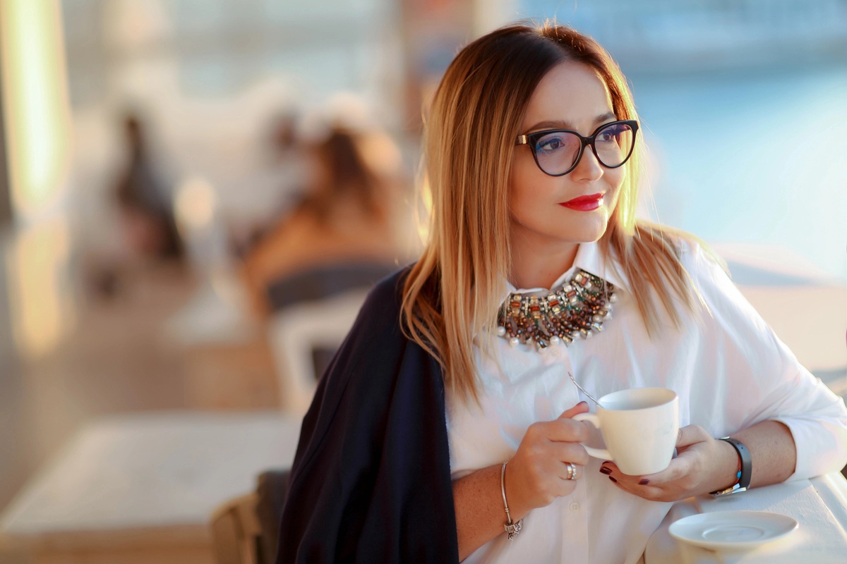 You are currently viewing Kobiety, które stawiają potrzeby innych ponad swoje. Jak odnaleźć siebie?