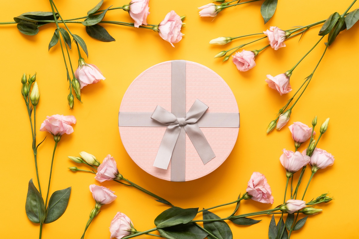 You are currently viewing Prezenty na Dzień Kobiet z POLOmarket