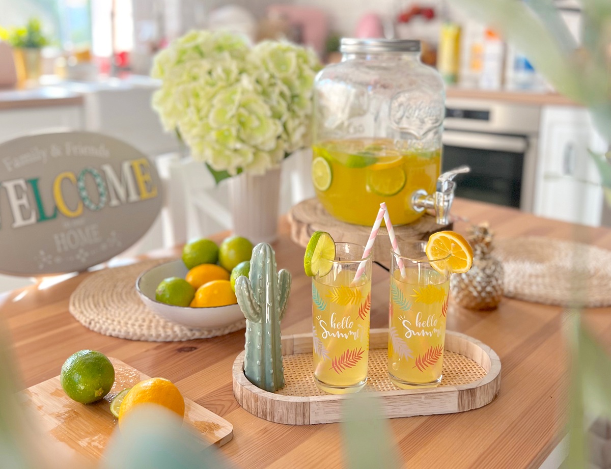 You are currently viewing Dekoracje z motywem owoców do domu, ogrodu i na taras