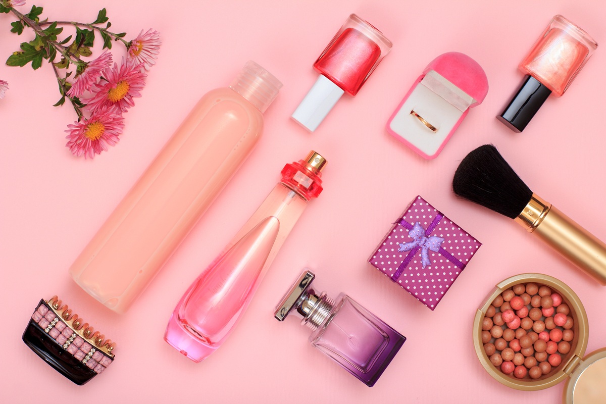 You are currently viewing Kosmetyki i perfumy, które warto kupić w maju!