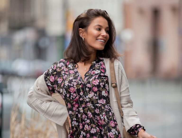 Read more about the article Wiosenne printy w modzie, czyli kwiatowy zawrót głowy