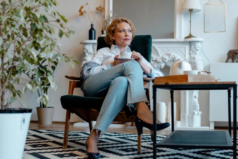 Read more about the article Cichy kryzys silnych kobiet: wszystko masz ogarnięte… ale czujesz pustkę