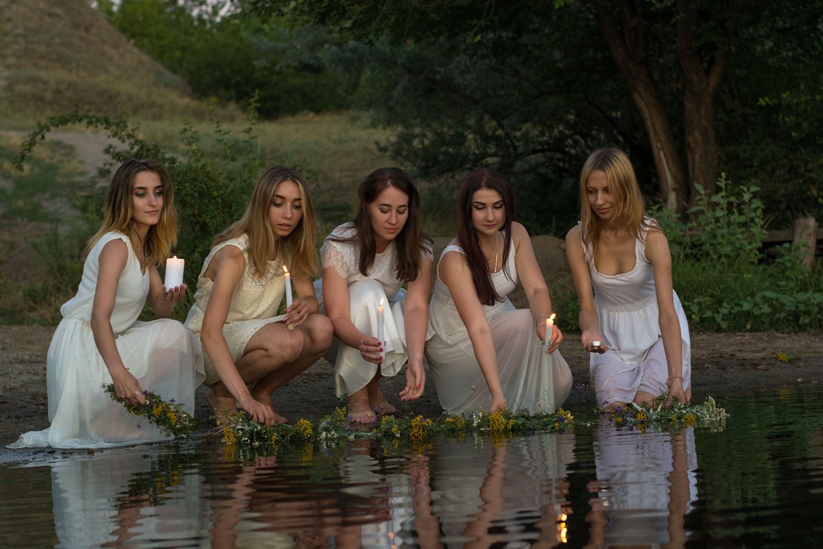 You are currently viewing Noc Kupały – święto magii, ognia i miłości