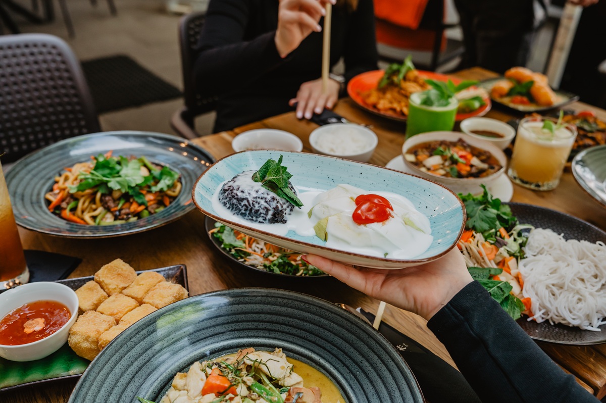 You are currently viewing Rytuały jedzenia w Azji Południowo-Wschodniej – więcej niż posiłek
