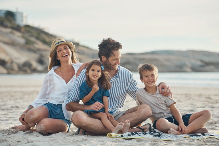 Read more about the article Wakacje w rodzinie patchworkowej – jak nie zranić dzieci i nie zniszczyć relacji?