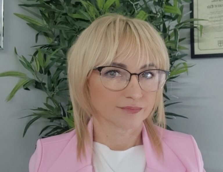 Read more about the article Psychologia w biznesie to nie trend. To konieczność — rozmowa z Małgorzatą Korbal-Świniarską