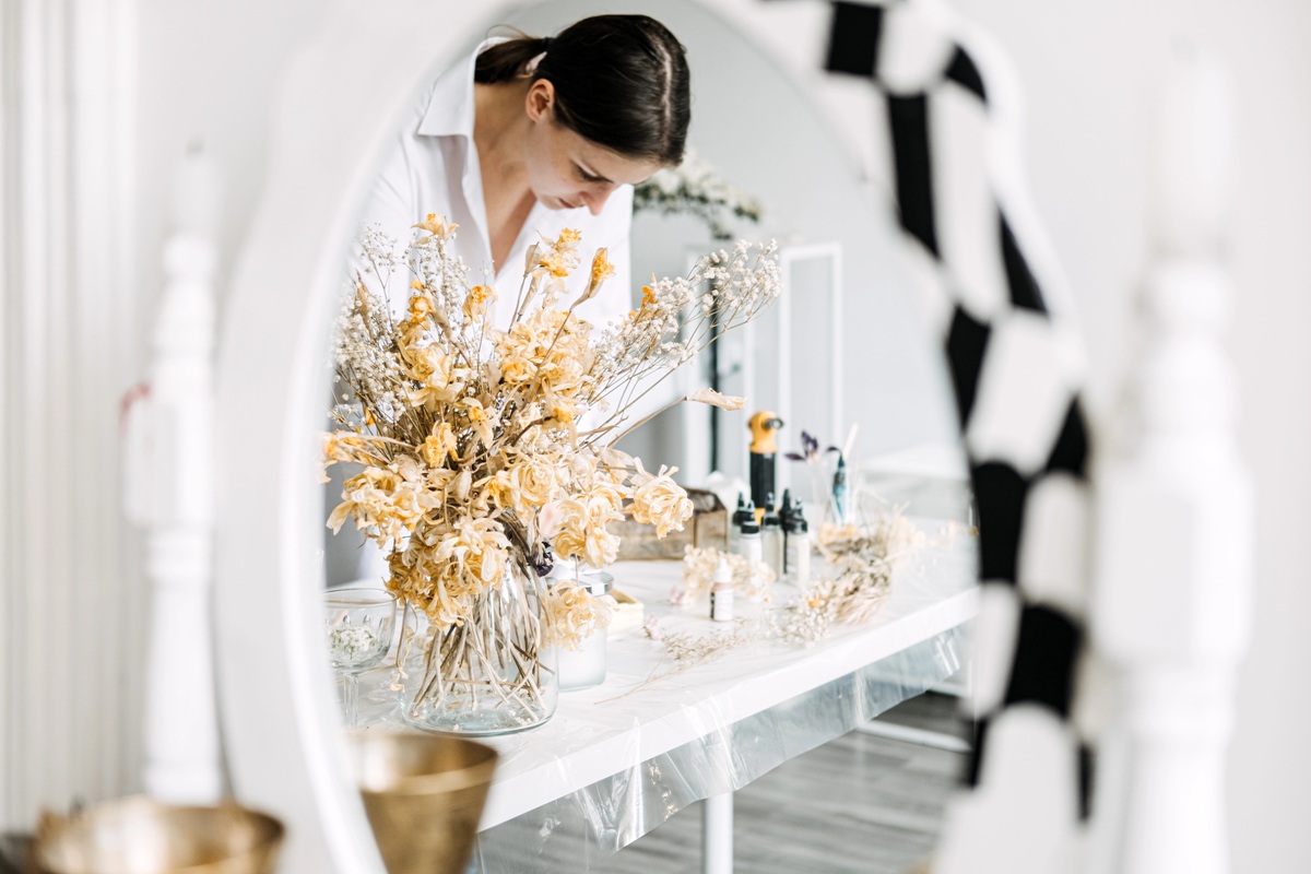 You are currently viewing 30 pytań, które warto sobie zadać pod koniec lata – zatrzymaj się i spójrz w głąb siebie