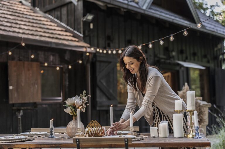 Read more about the article Girl dinner, girl math i inne tiktokowe „manifesty” kobiet – czy to nowa forma buntu i wyrazu tożsamości?