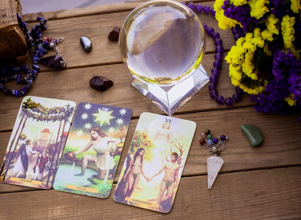 Horoskop miesięczny na sierpień 2025