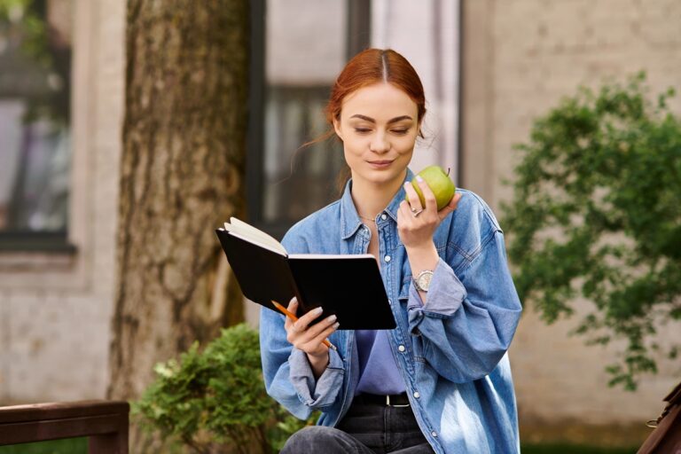 Read more about the article Książki dla kobiet, które zmieniają – lektury do przeczytania przed końcem wakacji