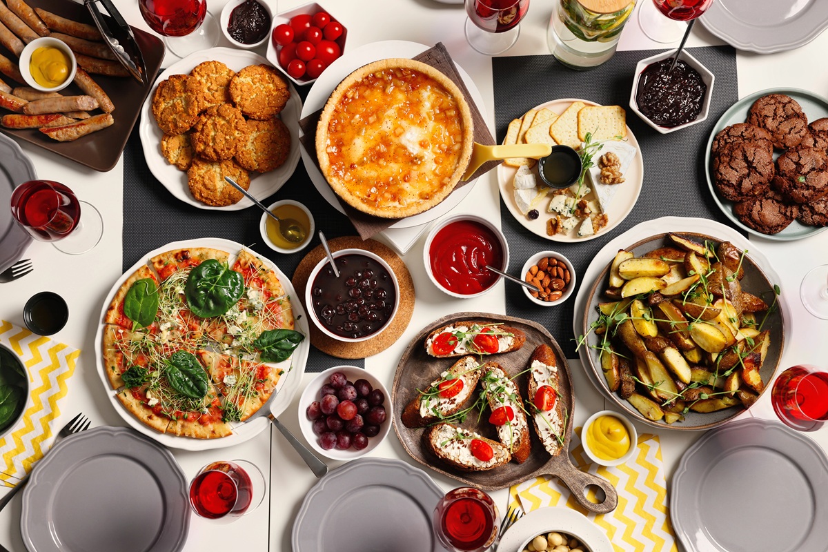 You are currently viewing Szokujące fakty o jedzeniu: bakterie i wirusy czyhają w Twojej kuchni cały rok!