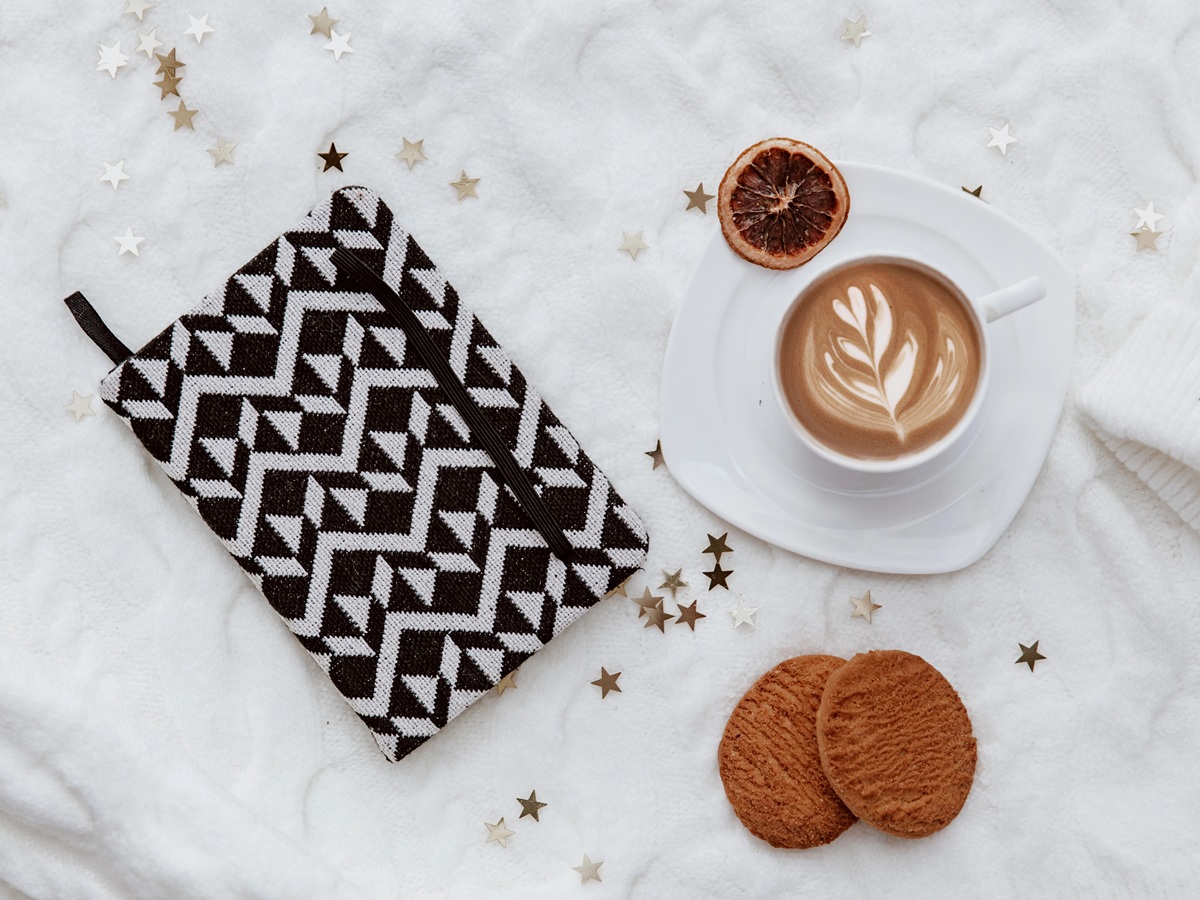 You are currently viewing Kalendarz księżycowy na jesień 2025