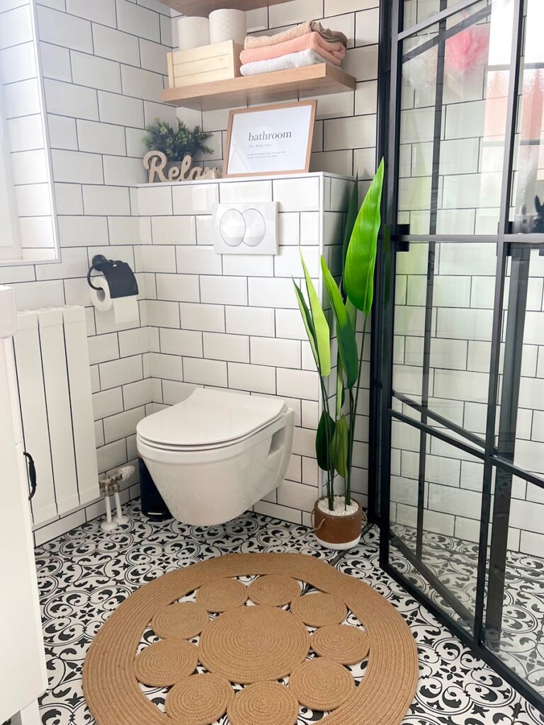 Mały budżet, wielki efekt – metamorfoza łazienki bez remontu