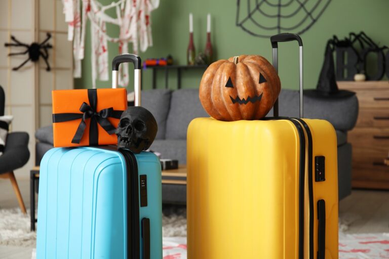 Read more about the article Podróże na Halloween: magia, duchy i jesień