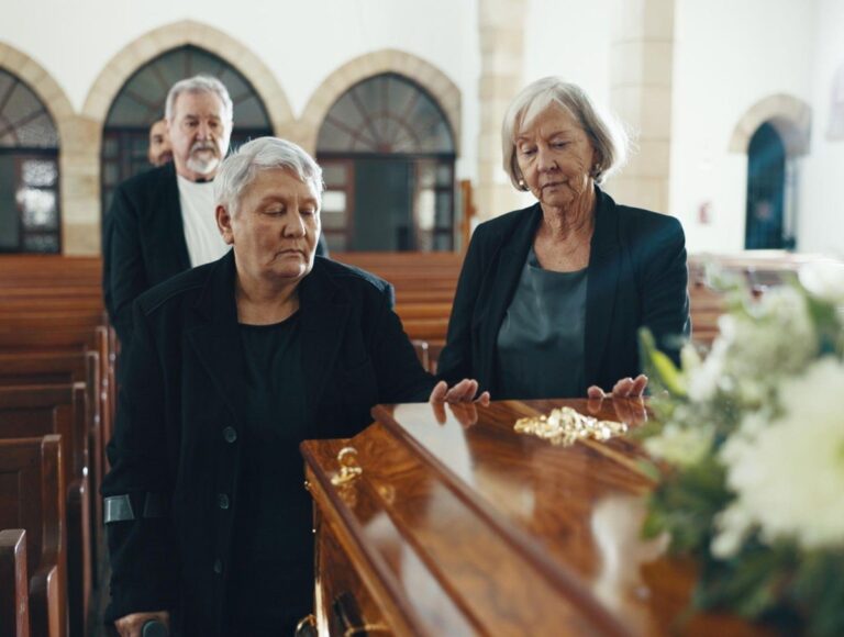 Read more about the article Wsparcie w żałobie: czy stać nas na umieranie?