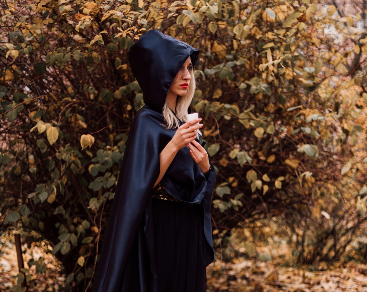 You are currently viewing Andrzejki w nowoczesnym wydaniu: kobieca magia, intuicja i manifestacje