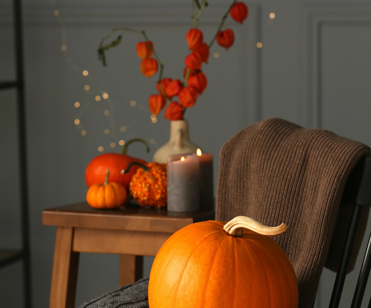 You are currently viewing Niech ten listopad będzie pięknie zwyczajny – o sztuce bycia tu i teraz