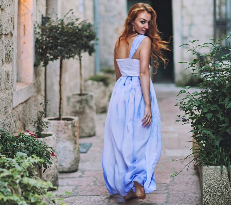 Read more about the article Od cocktail party do gali – jak jedna sukienka może służyć na różne okazje?