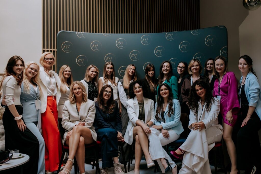 Wydarzenie “Kobiety z Wizją" - Ciało mówi. Biznes słucha. Popularny portal dla kobiet e-Wenus.pl