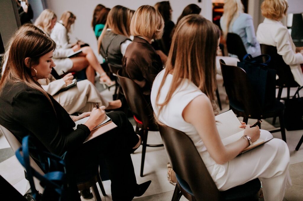 Wydarzenie “Kobiety z Wizją" - Ciało mówi. Biznes słucha. Popularny portal dla kobiet e-Wenus.pl