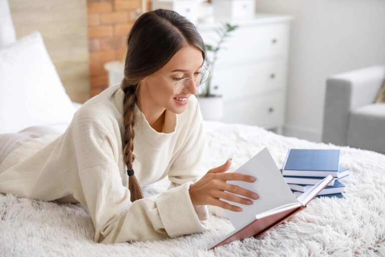 Read more about the article Książki, które rozgrzeją serce w lutym