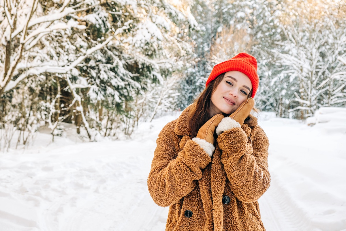 You are currently viewing Zima w sercu i w duszy – felieton o melancholii, introspekcji i odkrywaniu piękna zimy w codziennym życiu