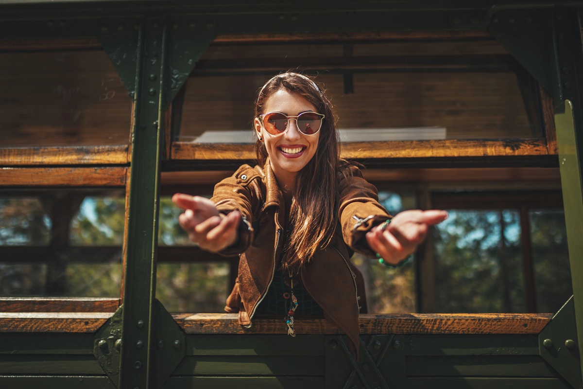 You are currently viewing Kobieca energia w pracy i w domu – jak pielęgnować ją w marcu i nie wypalić się przed wiosną?