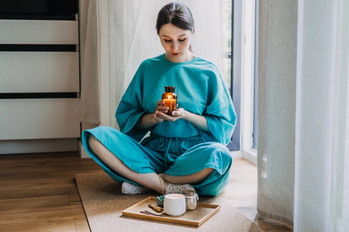 You are currently viewing Rytuały wellness w domu: kąpiele, peelingi i aromaterapia dla kobiecej harmonii