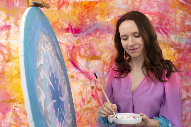 Jak żyć w zaufaniu do siebie, nawet gdy się boisz – rozmowa z Kasią van der Wiel-Stasiak [POSŁUCHAJ]. Popularny portal dla kobiet e-Wenus.pl