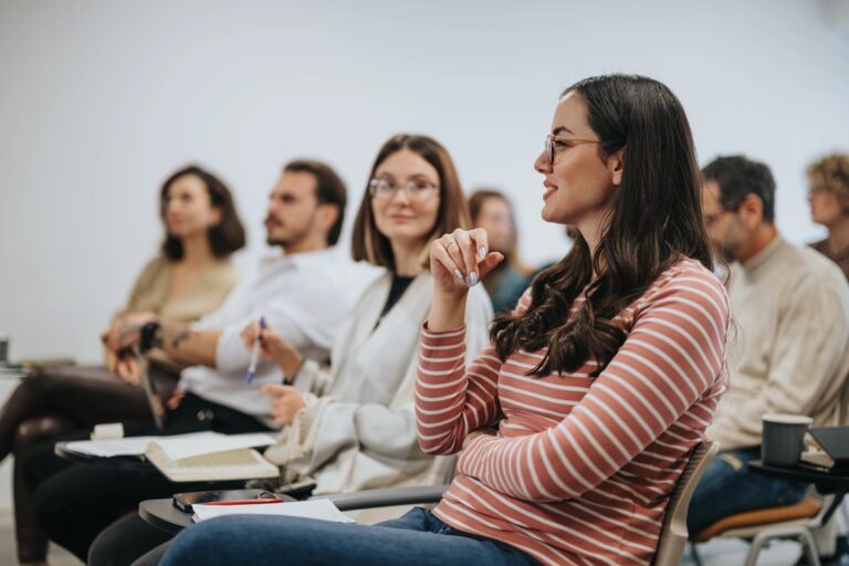 Kobiety w Biznesie 2026 – konferencja o budowaniu własnej drogi zawodowej. Popularny portal dla kobiet e-Wenus.pl