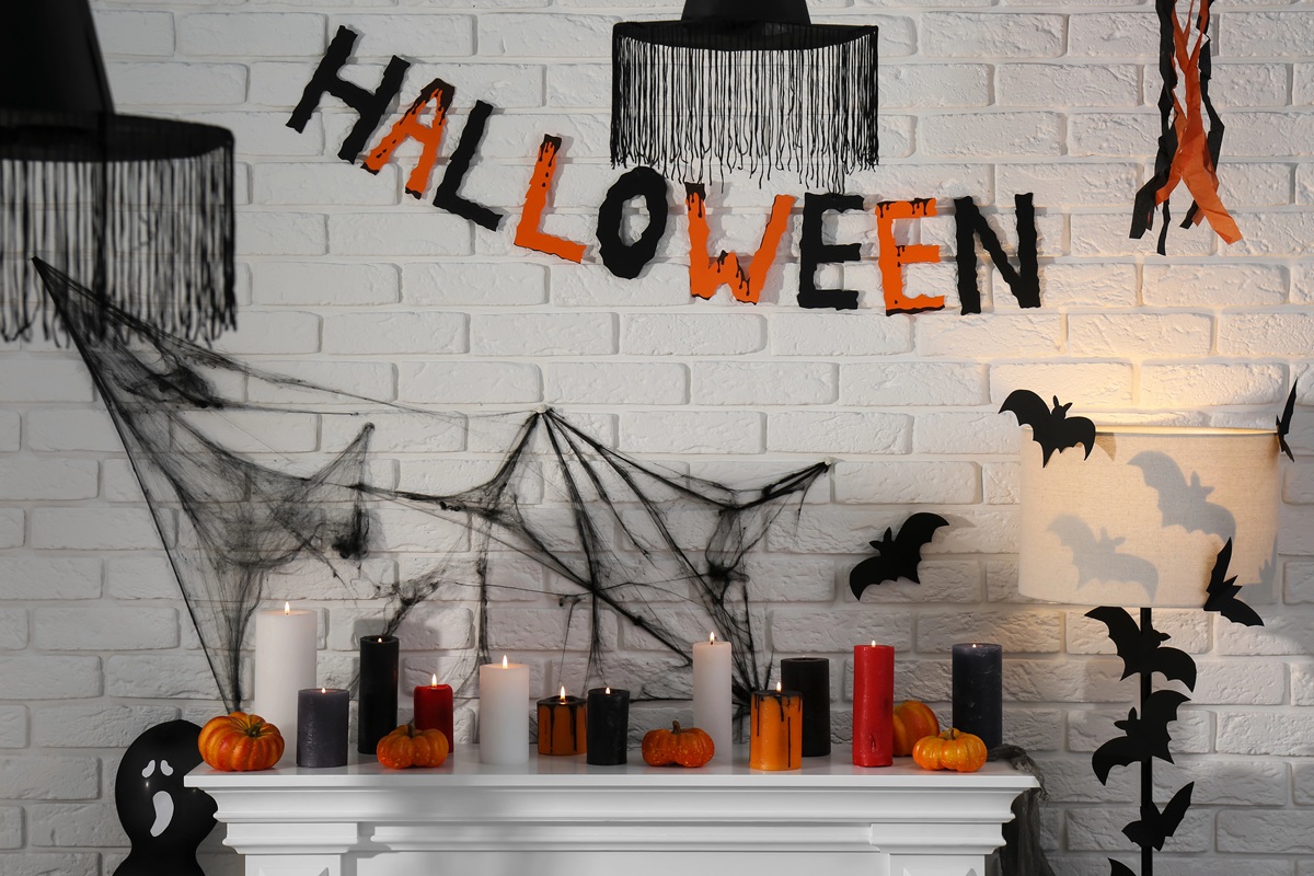 You are currently viewing Halloween – makijaże, stylizacje, dekoracje i pomysły na magiczny wieczór