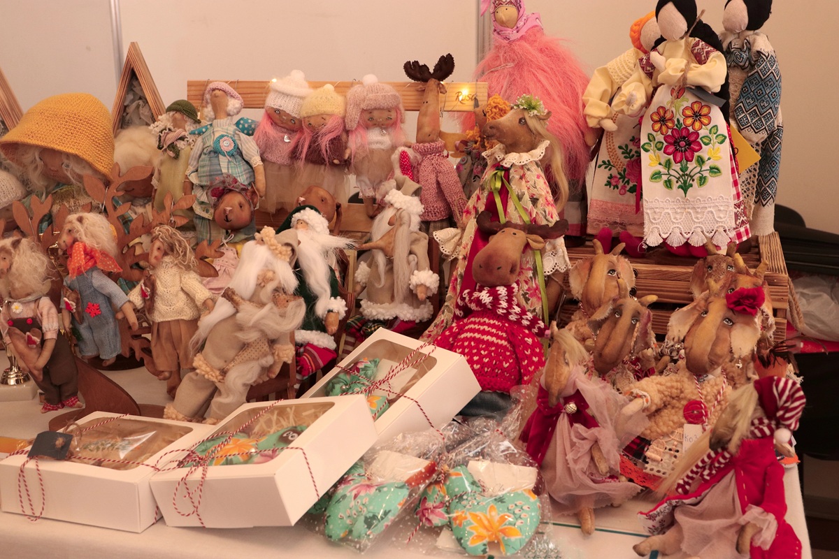 You are currently viewing Handmade Biz Summit 2026. Kiedy kobiety zamieniają rękodzieło w biznes